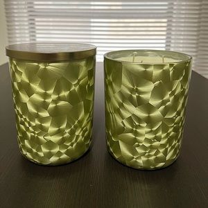 Bluemercury Fireside Glow Luxury scented candle. Brand new, 30oz, 3 wick